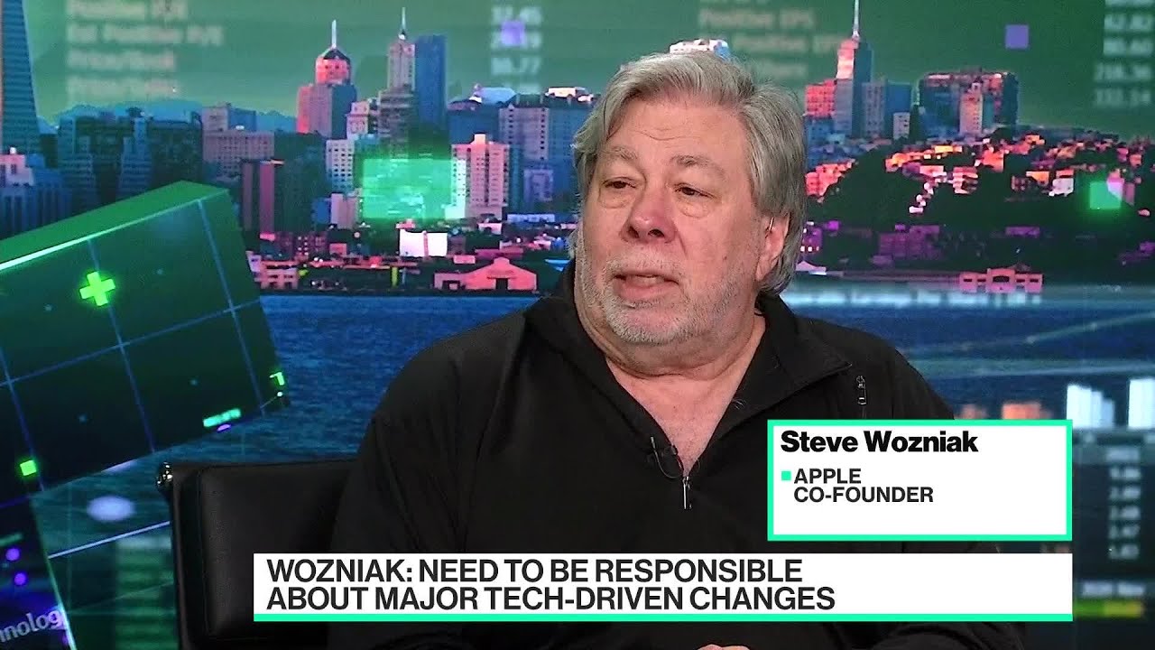 Apple co-founder Steve Wozniak: Hold off on training AI systems