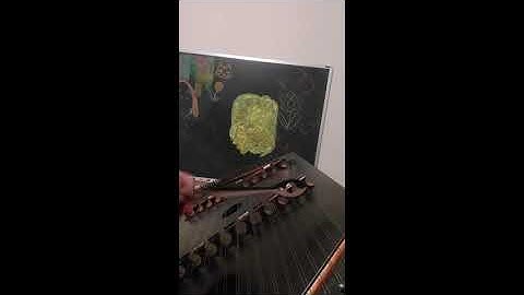 Drumline hammered dulcimer. Trying for fast consistent rhythm