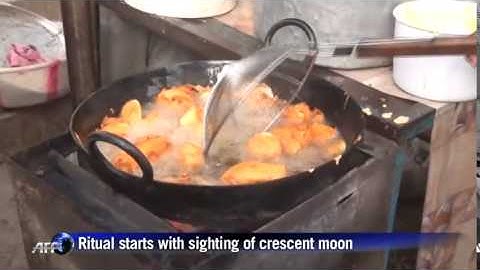 Muslim worldwide observe holy fasting month of Ramadan