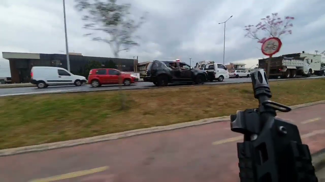 PERSEGUIÇÃO DA RONE DE CURITIBA A BANDIDOS