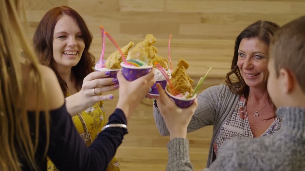 Taki Taco Soft Gelato, Rolled gelato and milkshakes