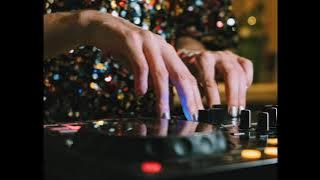 DEEP N JAZZY / Deep Jazzy House Mix By Windy M