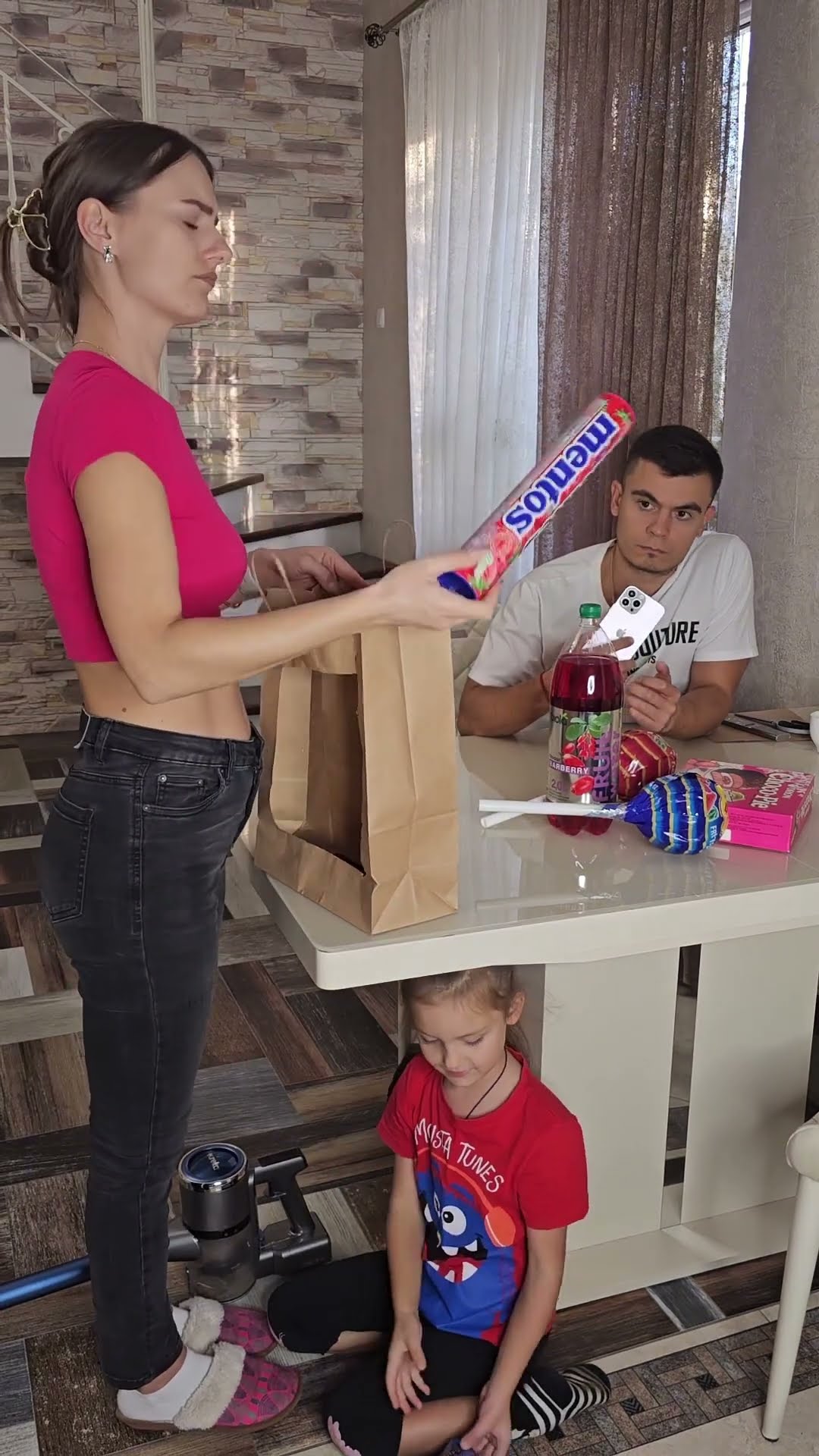 Dimensionless package by Secret Vlog