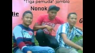 dj waklan sembiring  daun