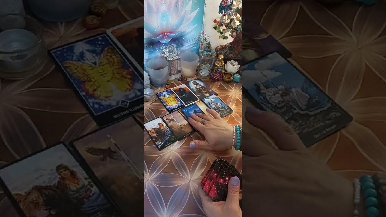 DIVINE KONEKCIJA , PERSONA KOJA TREBA DA SE ODLUCI 🔮🪷✨️🙏🏻💖 LJUBOVNO KOLEKTIVNO CITANJE #lovetarot  