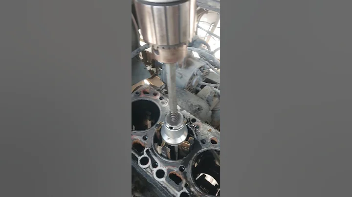 #Engine Honing Cross #J.C.B Cummins Engine Repair Workshop Shorts Video #Akal Sahaye Motor #