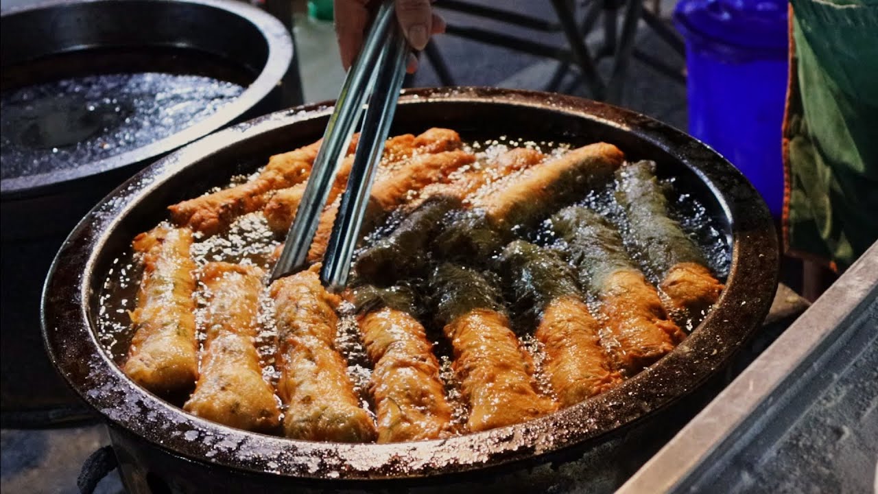⁣Scallion Pancake Roll, Vegetable Pancake / 蔥仔條, 蔬菜煎餅 - Taiwanese Street Food -Night Market