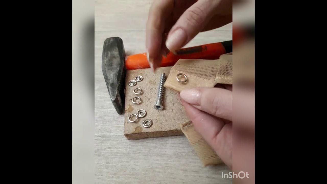 установка кнопок на одежду прессом. как установить кнопки без пресса на одежду. пресс для установки хольнитенов. установщик хольнитенов и кнопок. люверсы для одежды.