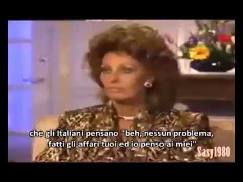 Sophia Loren: "Non sono italiana, sono napoletana"