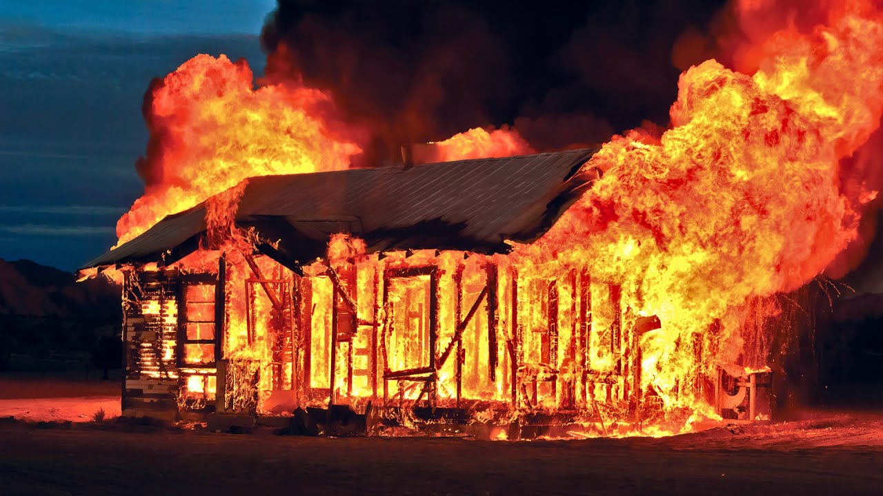 Miss Maudies burning house (8) | To Kill a Mocking Bird 