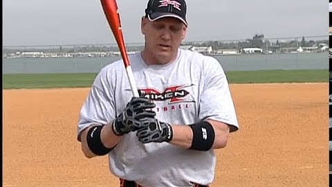 Slowpitch Softball Hitting Tip - Grip