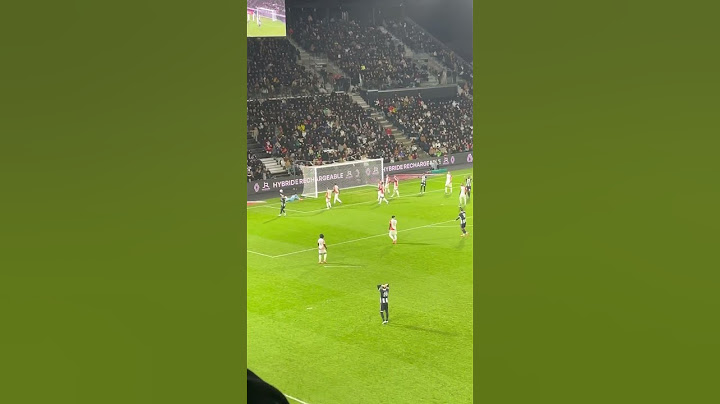 Le coup franc de malade de Farid El-Melali contre Lyon, vu du stade