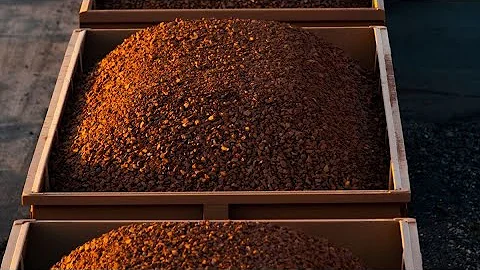 Iron Ore at $80 to $90 a Ton Into Next Year: UBS’s Gordon - DayDayNews