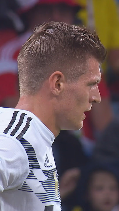 Toni Kroos’s game winning free kick! Germany vs Sweden