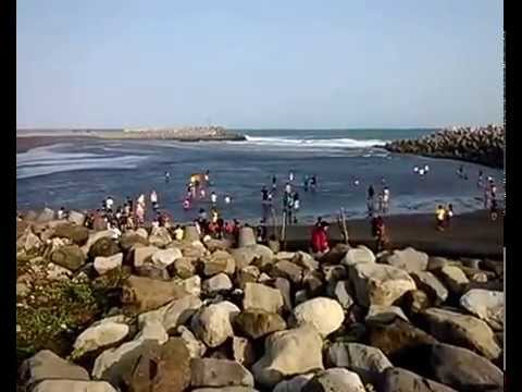 Pantai Glagah 2015 Versi Idul Fitri - YouTube