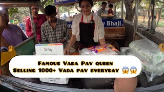 Finally found Delhi’s Famous Vada Pav Girl 😎|| Vada Pav Queen || Daily Observation Ep-3