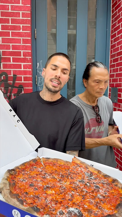 trying the best #pizza in nyc!
