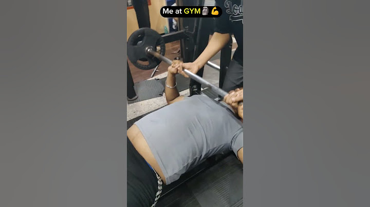 Main to bahut strong hun 💪 mujhe aise mat pakado main najuk Kali hun 💀 #funny #viral #shorts #gym