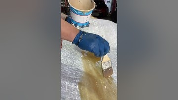 Laying fiberglass