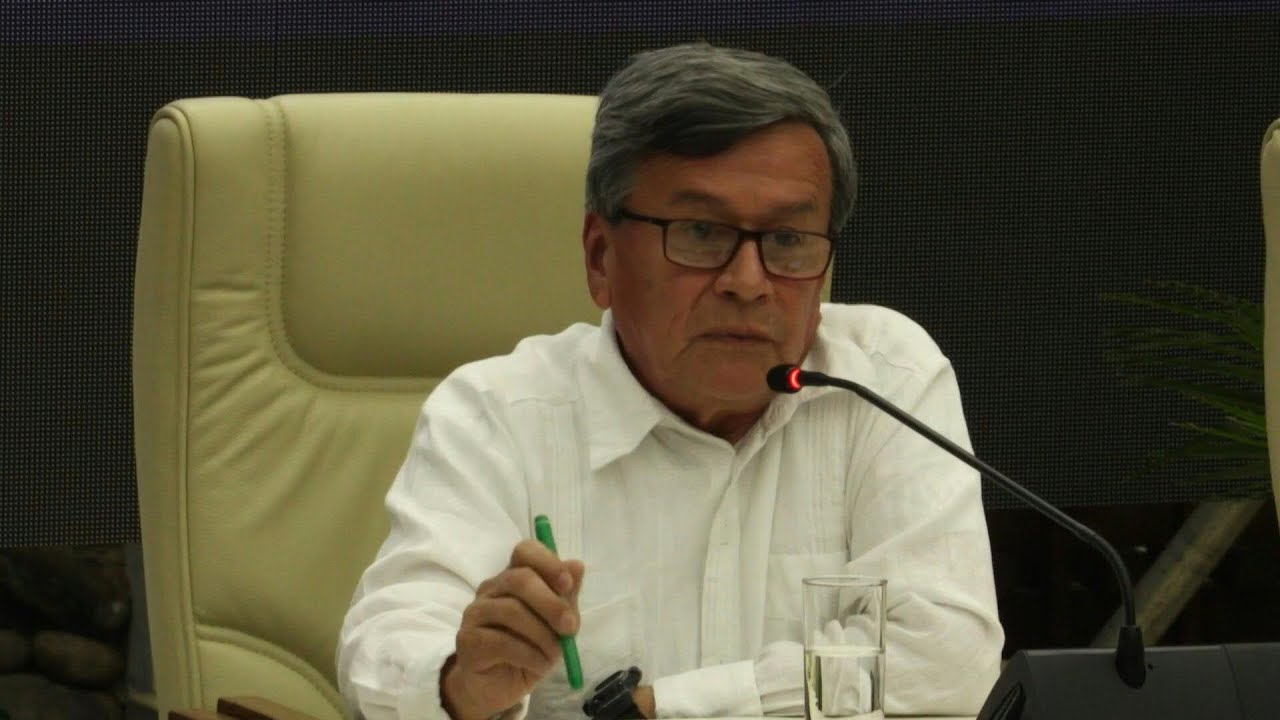 Guerrilla del ELN congela diálogos de paz con gobierno de Colombia ...
