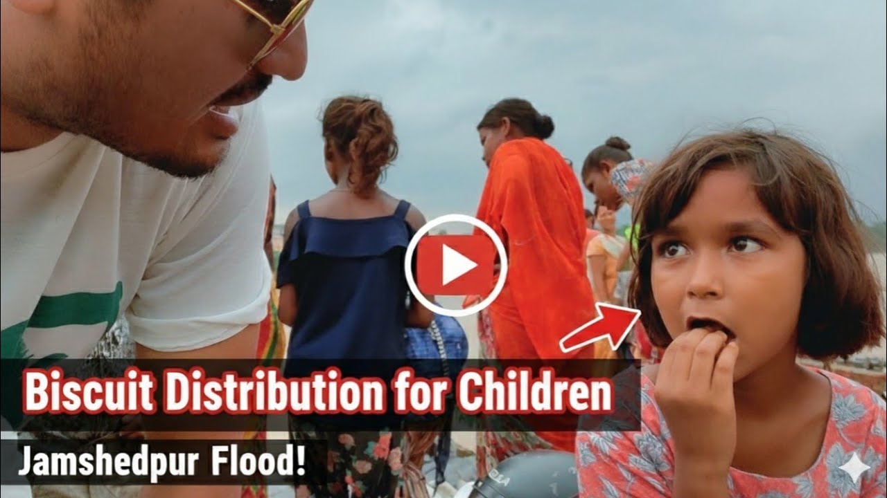 | Jamshedpur Flood | Biscuits Distribution for Children|Jharkhand Flood |Jharkhand | Bablu Singh