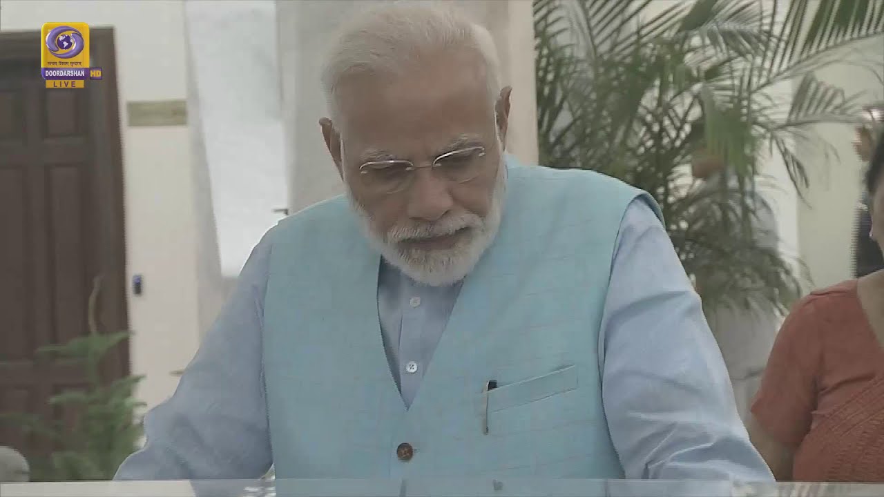 The inauguration of Garvi Gujarat, 2nd Bhawan of Govt. of Gujarat by PM Narendra Modi doordarshan national live