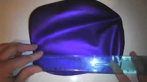 Come mettere la cuffia da piscina con i capelli lunghi?
