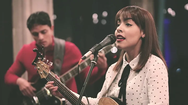 Ale Aguirre - Distancia (En vivo).