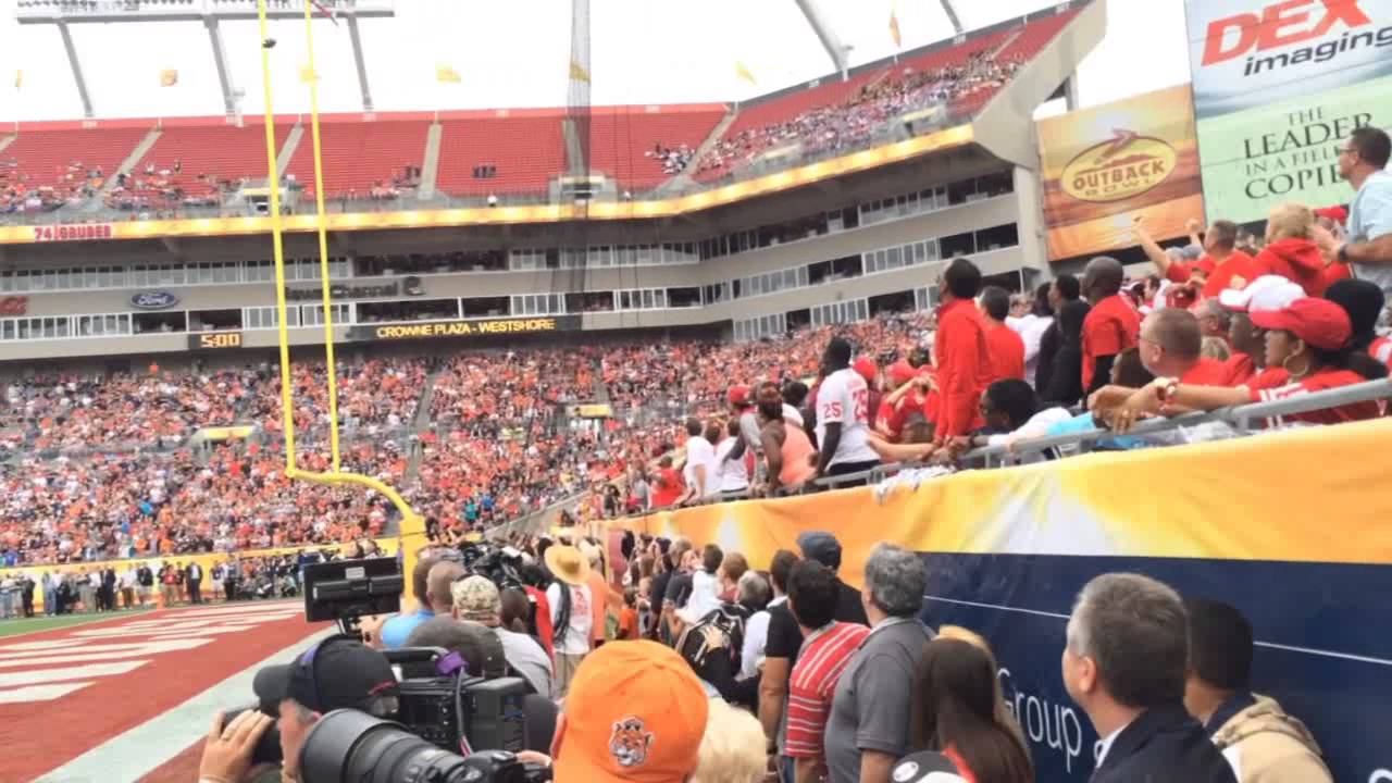 Fans react to missed Auburn field goal YouTube