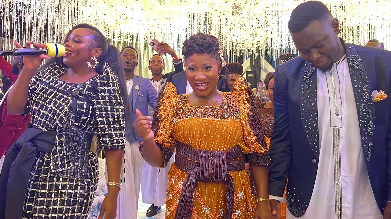 Rema Namakula akyankalanyiza introduction ya Chosen Becky ne Professor Ssekajja e Masaka, bakyekoze