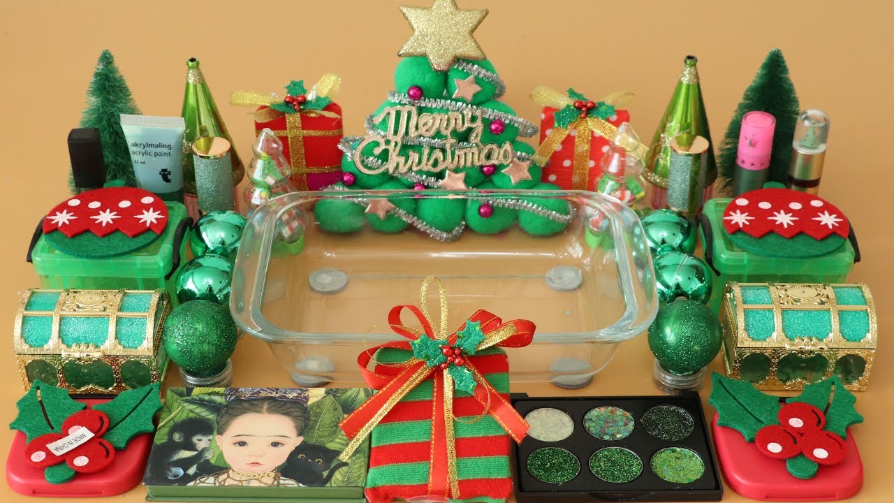 Mixing”Green christmas” Eyeshadow and Makeup,parts,glitter Into Slime!Satisfying Slime Video!★ASMR★
