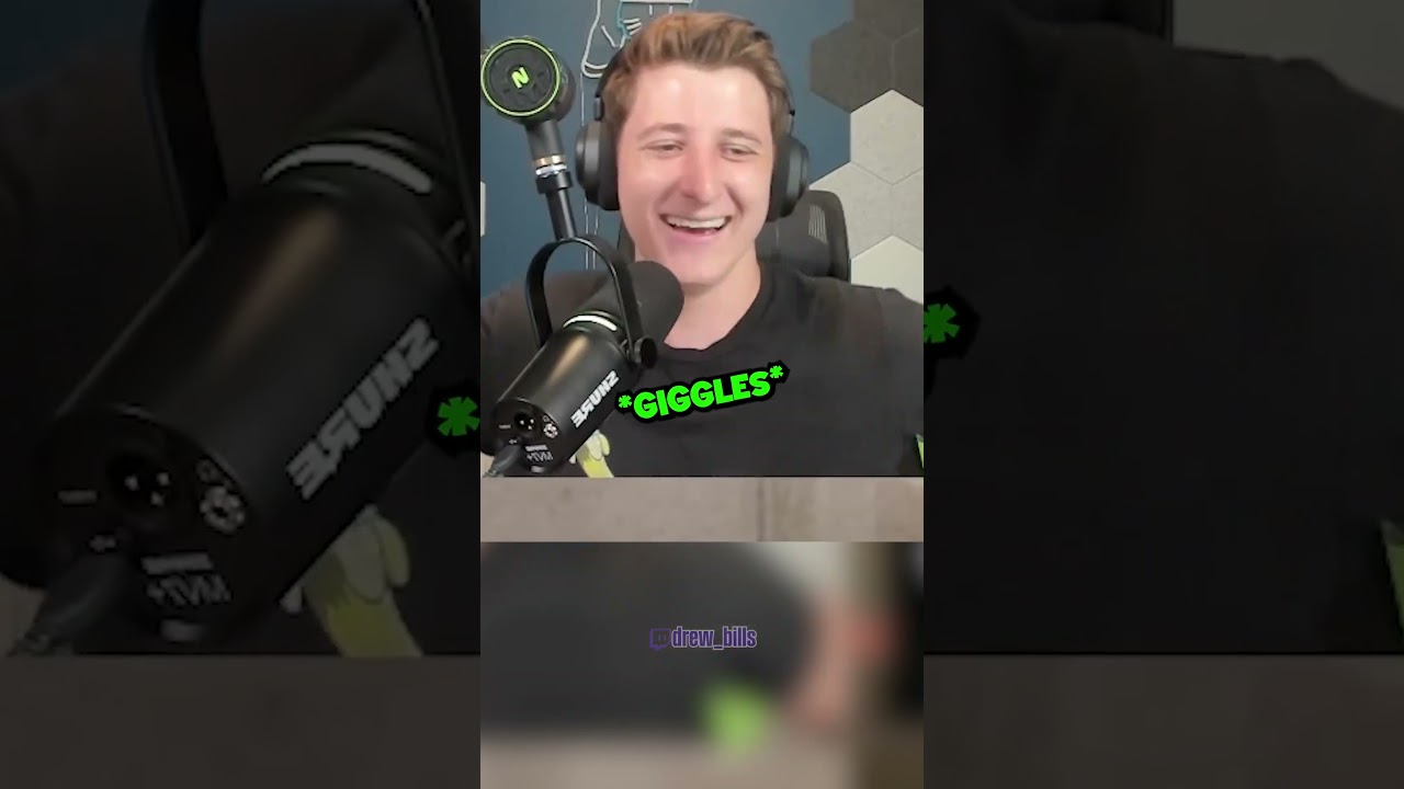 feels good to unbox 2 knifes 🥰