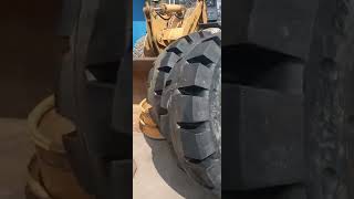 Solid Otr Tires Cheapest 23.525 17.525 20.525 15.525 26.529.525 Loaders Tires Good Machine