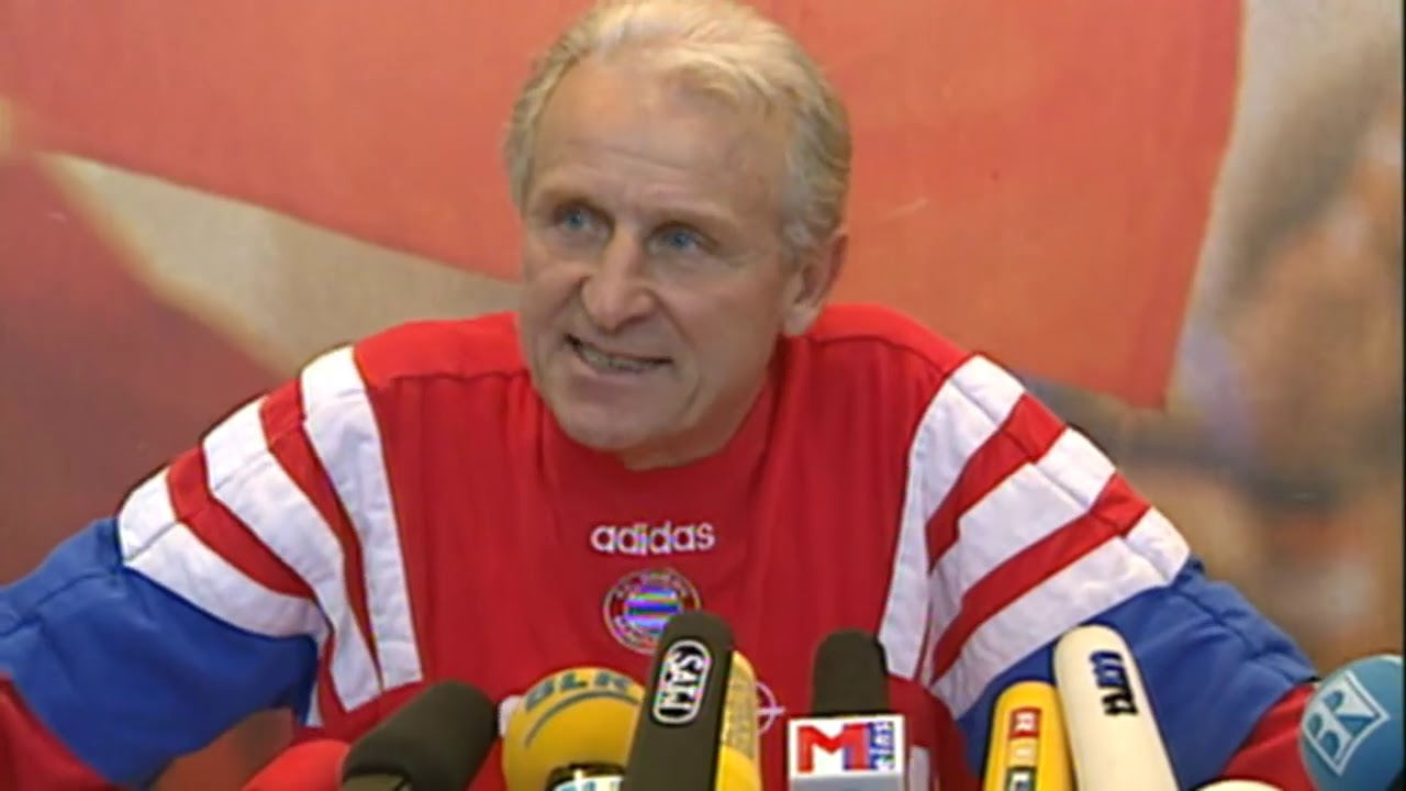 10 марта 1998. Пресс-конференция Джованни Трапаттони