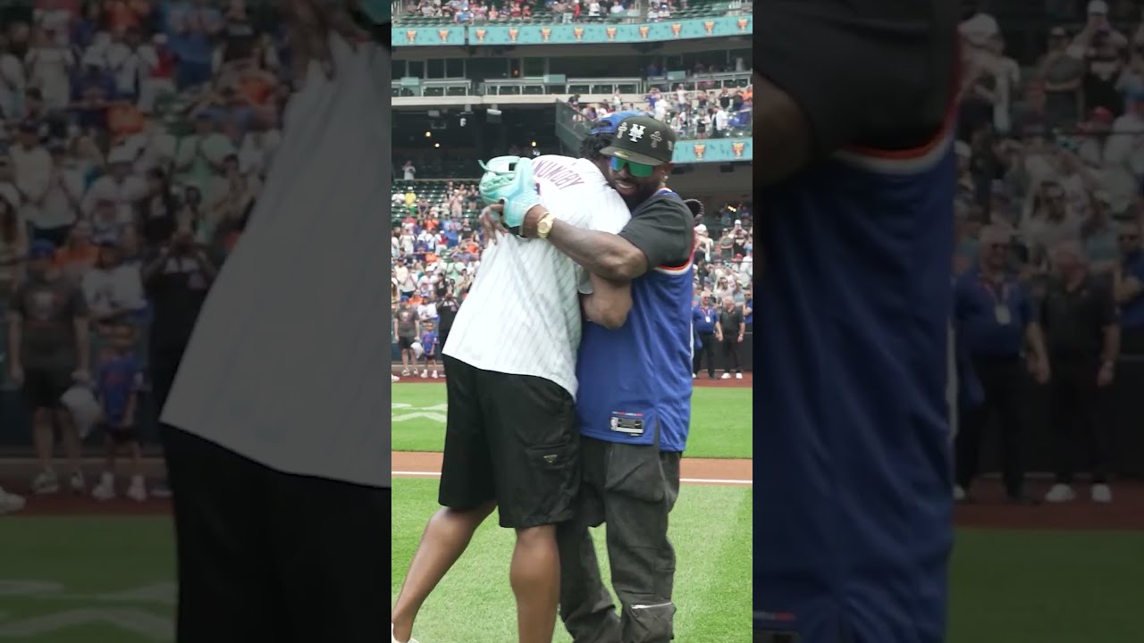 The first pitch from OG Anunoby was a STRIKE! 👉 #baseball #basketball #newyork
