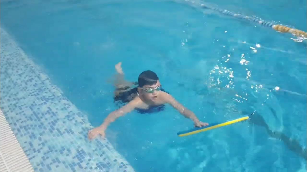 Porno: Erkak ayolga barmoq otkazmoqda Oh, eshak kerak emas