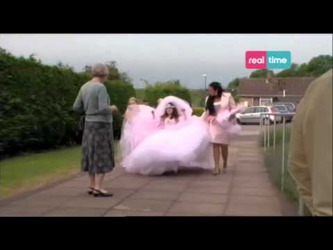 Video: Chi è la sarta per il matrimonio gitano?