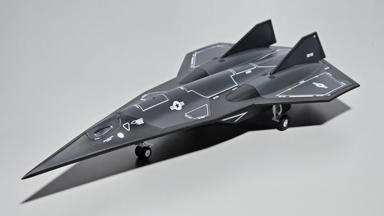 TOP GUN MAVERICK ダークスター 1:100 Bellfine TOP GUN MAVERICK Darkstar 1/100 Model Kit JAPAN