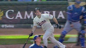 TEX@MIN: Willingham belts a two-run homer to left