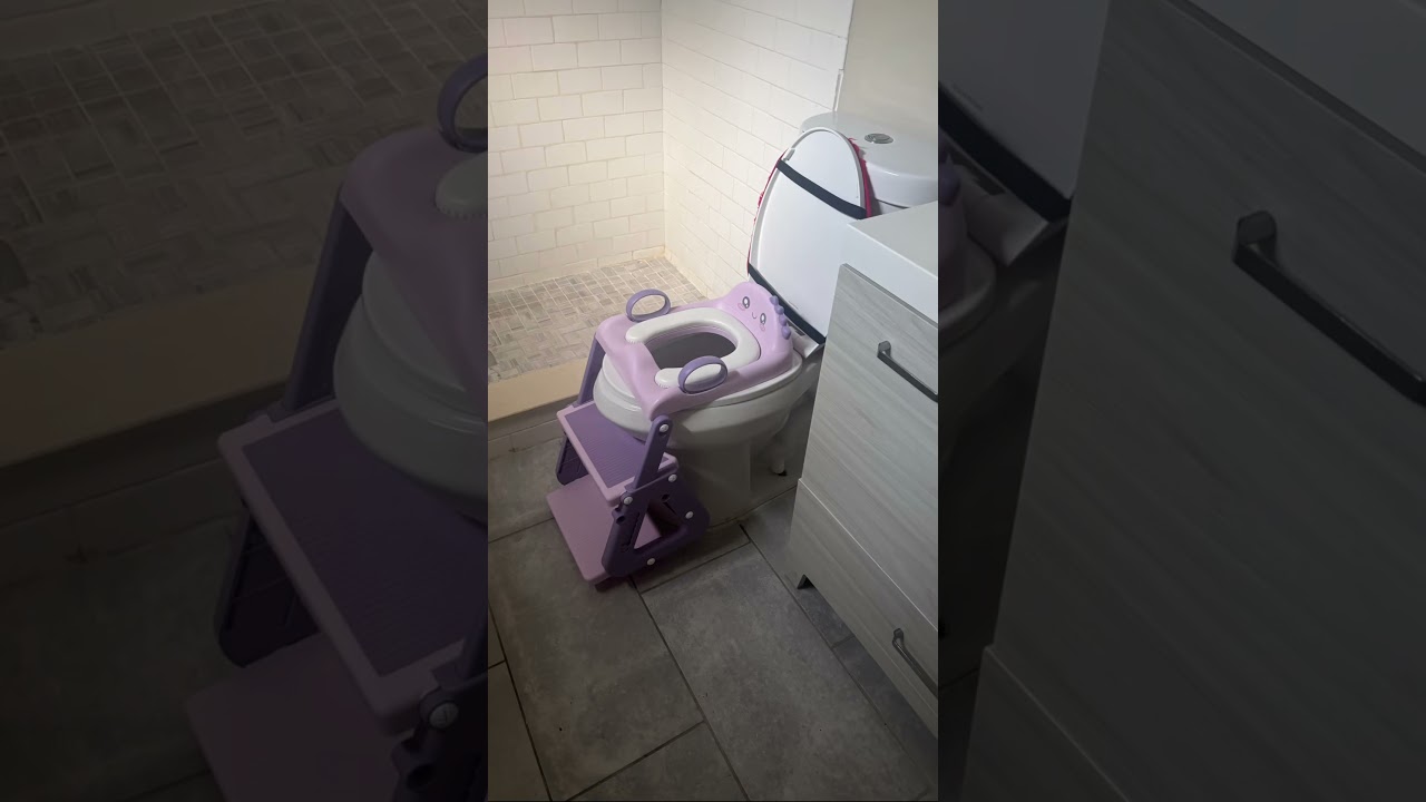 Время приучения к горшку, последний урок 😂😂😂😂 Посмотрим, сможет ли она освоить этот рюкзак к Ново...