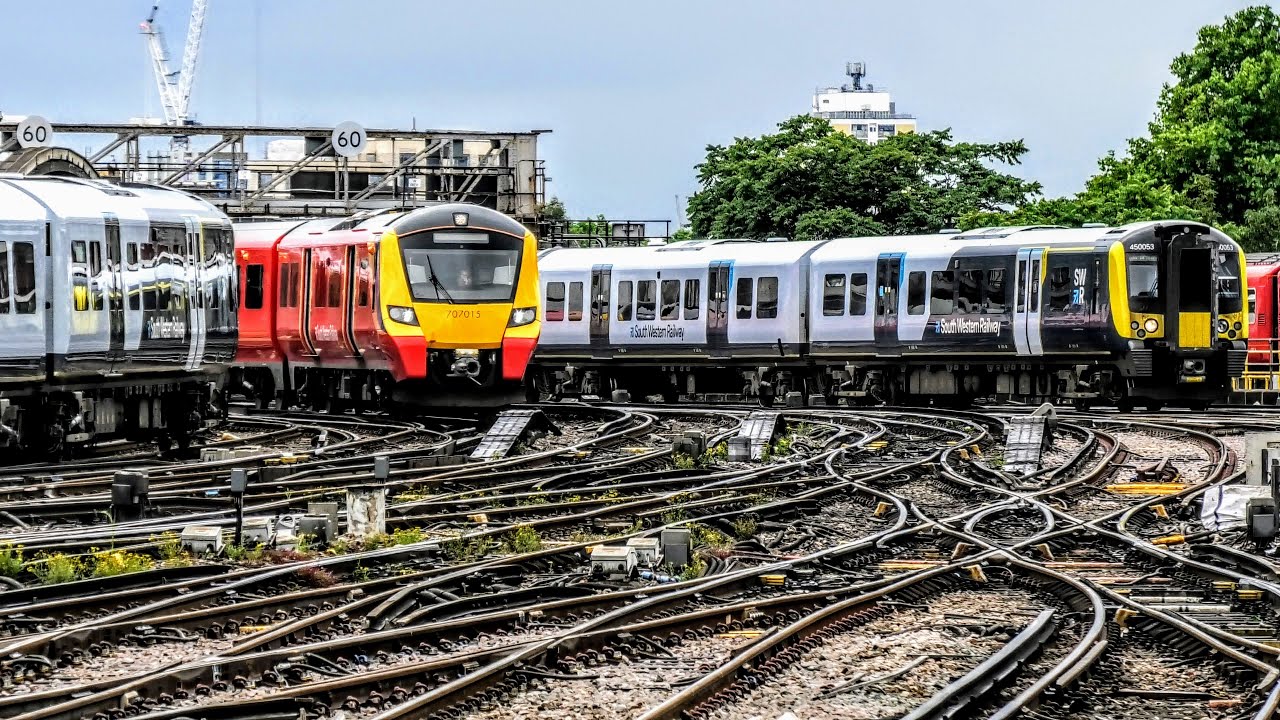 Trains at London Waterloo | 29/06/2022