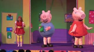 11 Peppas Christmas Surprise Peppa Pig Live Show At United Square Mall, Singapore