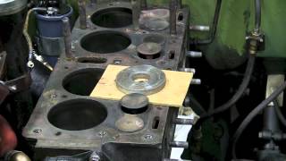 Replacing valve guides in Jeep engine