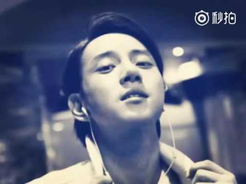 2016.09 횡치열 빗속에서-옛날 사진 (출처微薄 喜欢黄致列的HBT)