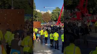 People Running To Be 1 In The Tent Of Biggest Worldwide Beerfestival Munich - Oktoberfest