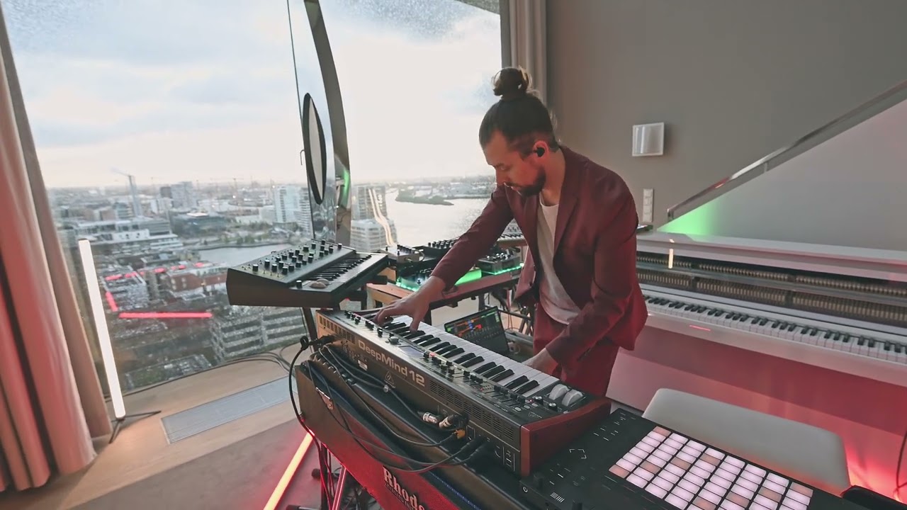 EINS. - The Drop (Official Video)