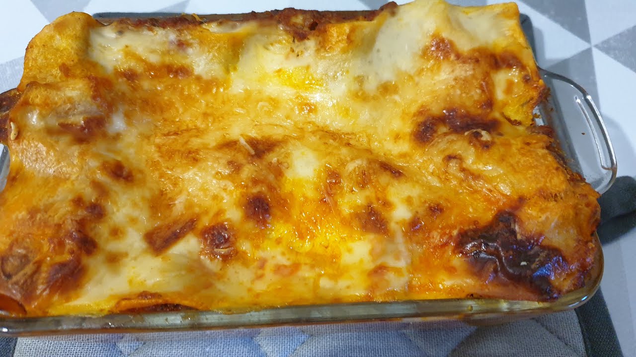 لازانيا باللحم المفروم و البيشاميل بجميع التفاصيل-  lasagne