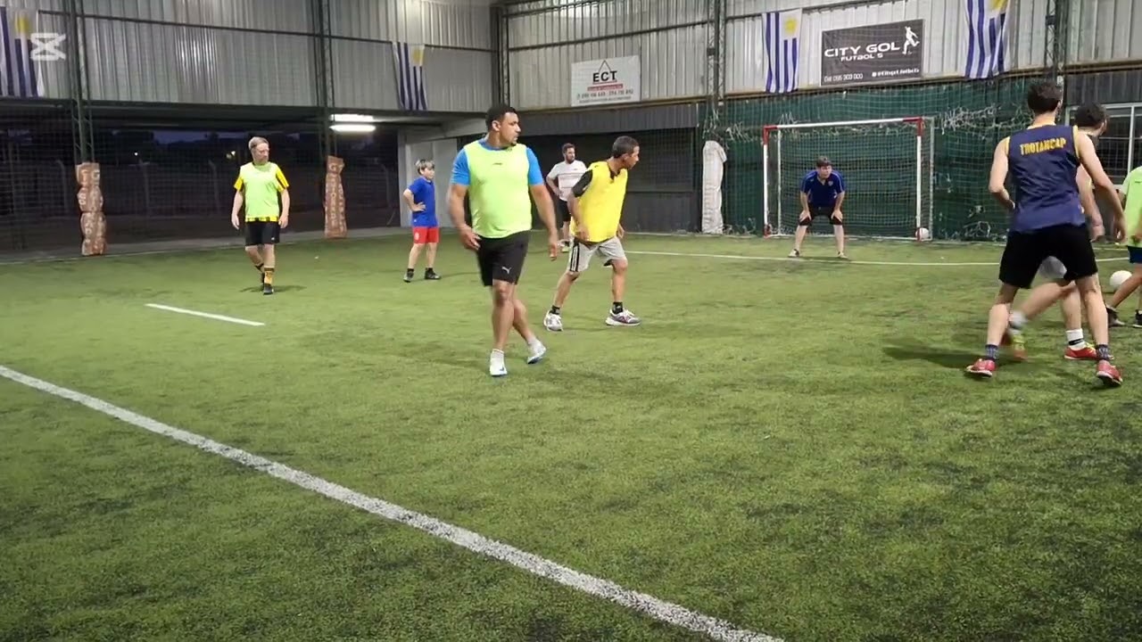 Primer partido con amigos de la infancia  después de tantos años 