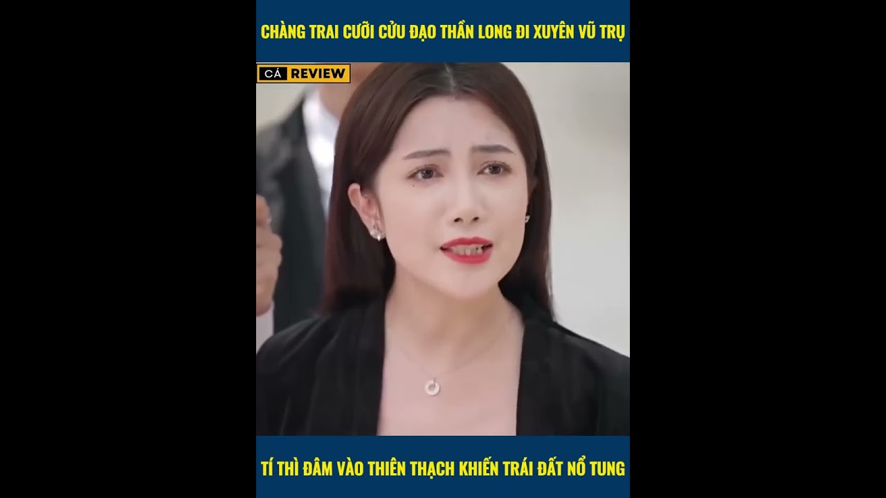 Chàng trai Tiêu Dao ngồi ăn lẩu giữa thiên hà thì bị 9 con rồng vàng kéo về trái đất và cái kết
