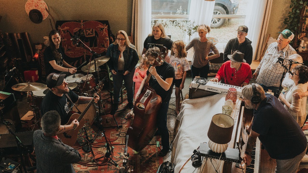 Cas Haley's All The Right People Livestream Concert